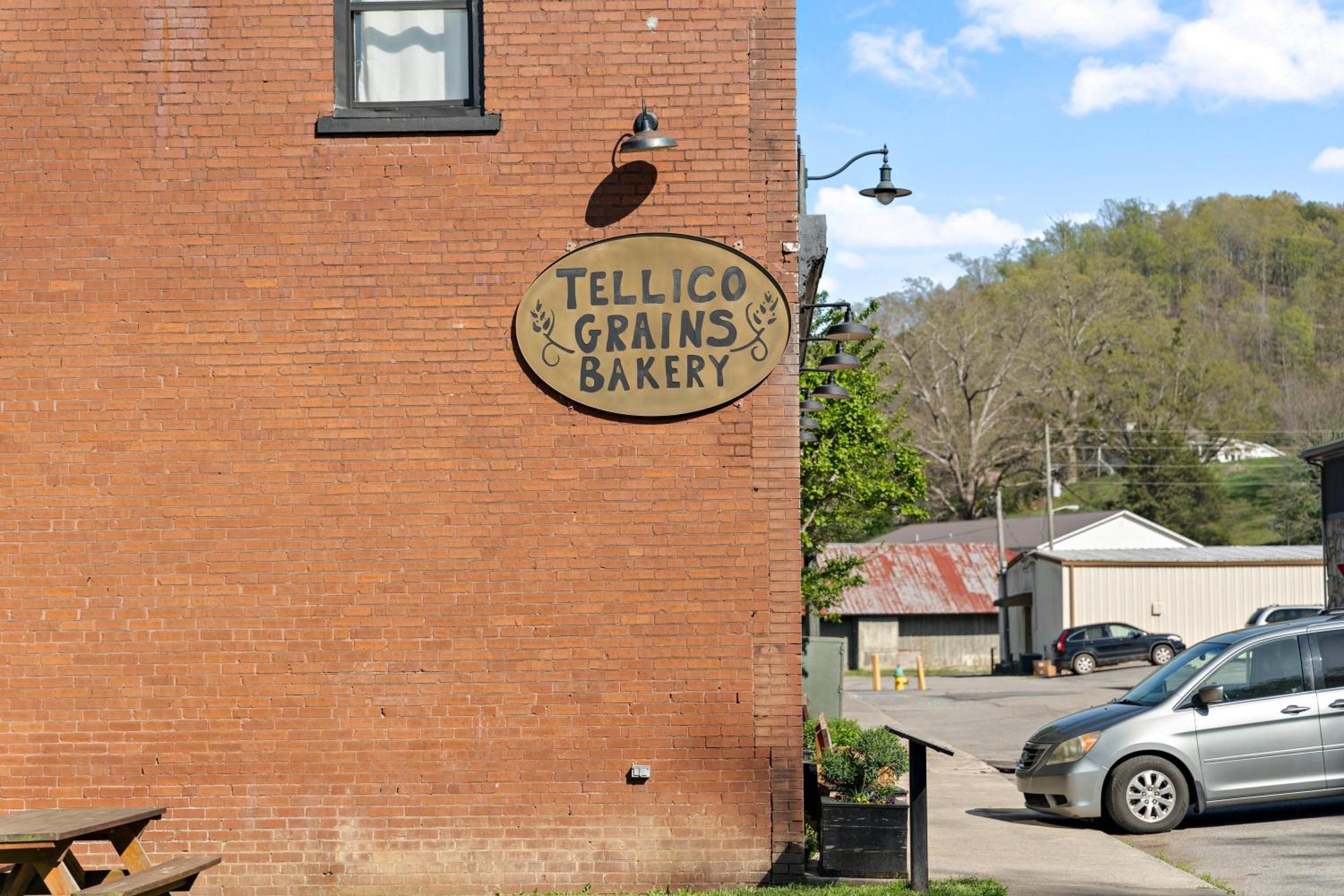 The Tellico Plains Inn And Event Venue Exterior foto