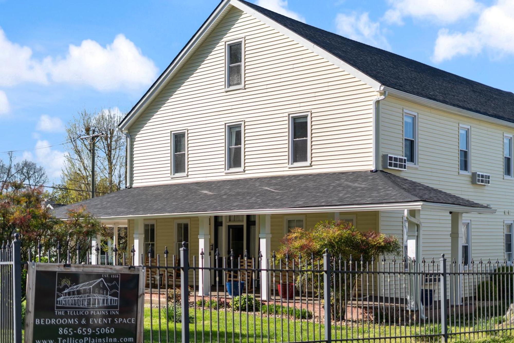 The Tellico Plains Inn And Event Venue Exterior foto